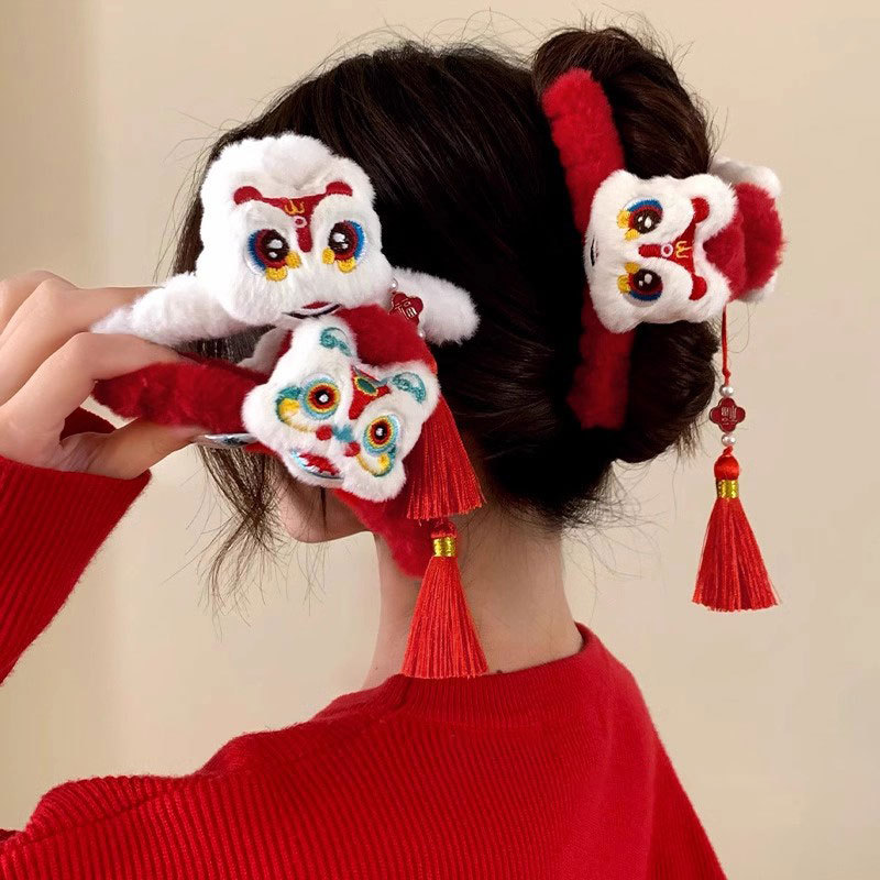 1 buah Jepit Rambut Bulu Singa - Travel Accessories Aesthetic ulasan dan harga