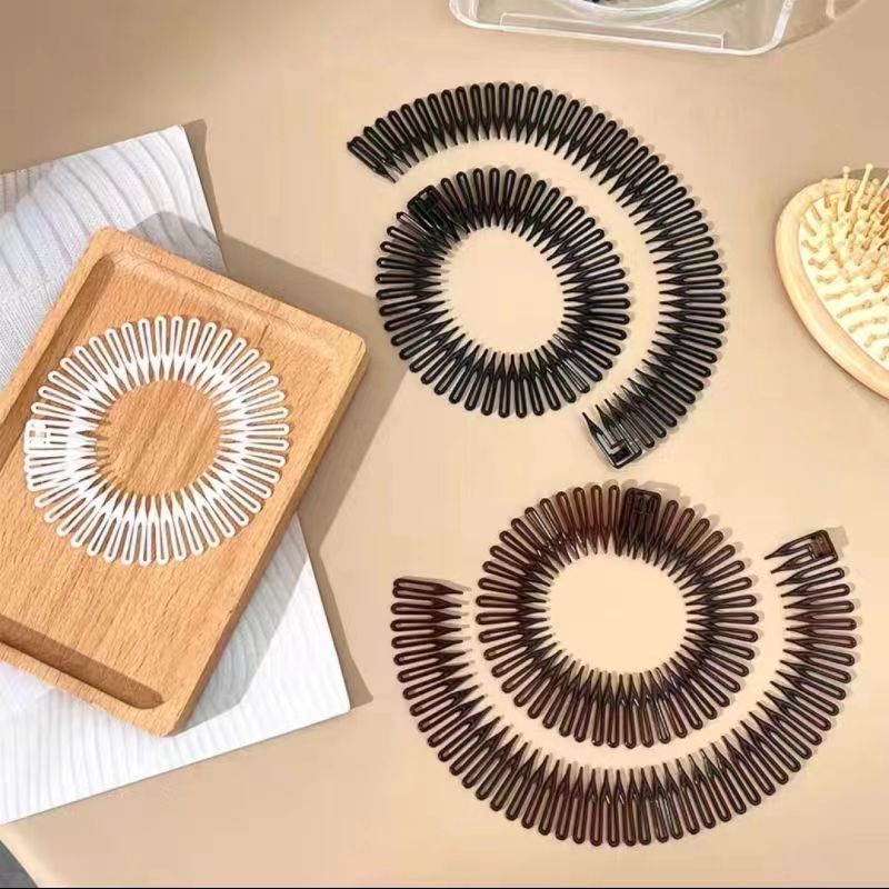 Aksesori rambut plastik sisir  - Travel Accessories Aesthetic ulasan dan harga